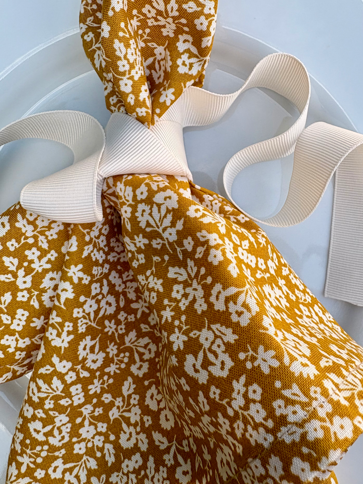Shop our collection of beautiful table linen to brighten up your home. We have luxury hand-sewn table napkins, stylish runners, and lovely tablecloths for any occasion
